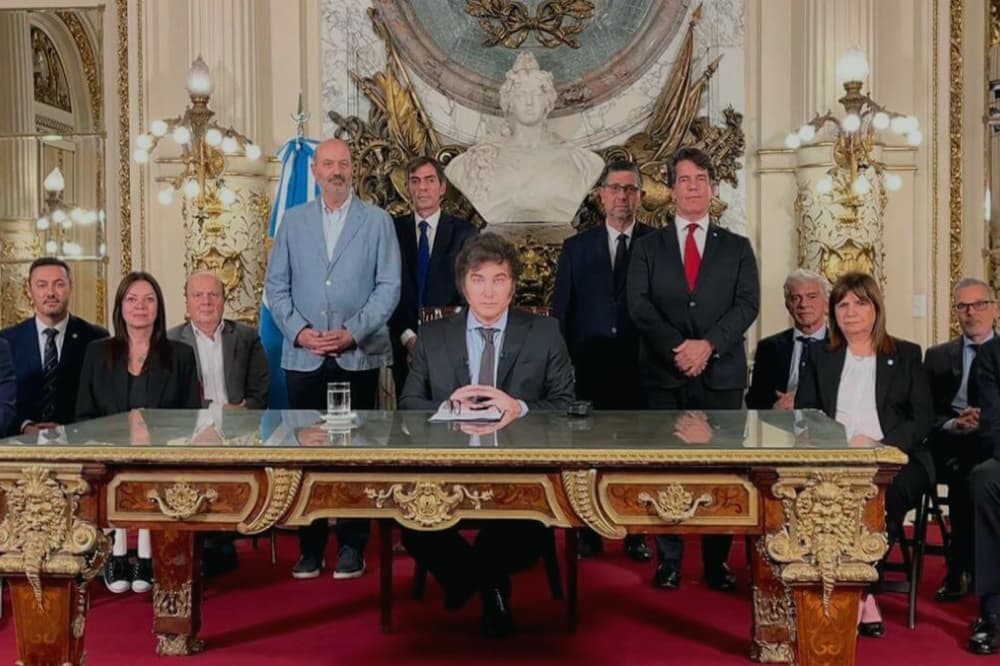 Mega DNU de Milei: ¿Se modifican las licencias por maternidad?