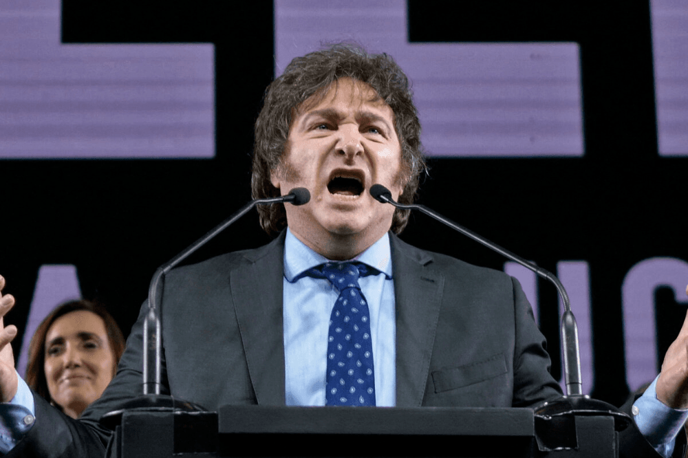 ¿Nos llegó nuestro VOX? El rol de los feminismos en este escenario electoral