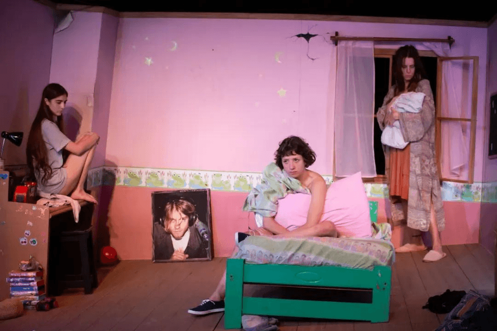 Al mar: cuando la niñez queda lejos