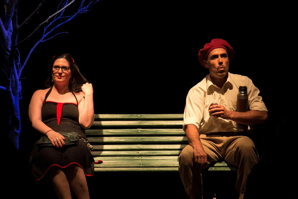 Enamorarse es hablar corto y enredado