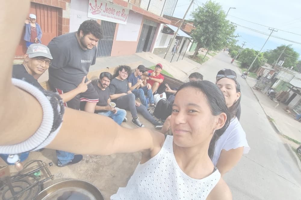 "Enredades": ¿Cómo se vincula la juventud con la fe católica y el feminismo?
