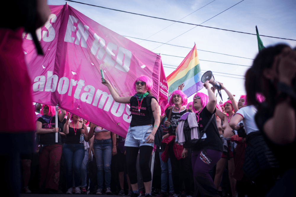 El derecho al aborto está en riesgo