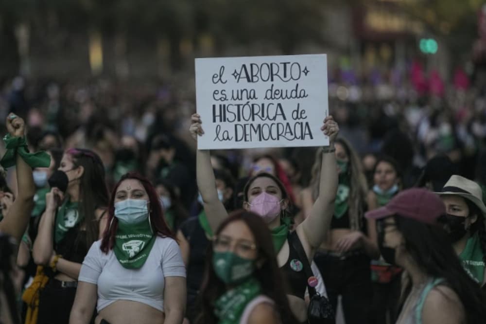 Chile y el aborto por causales: alerta por riesgo de retroceso en la nueva Constitución