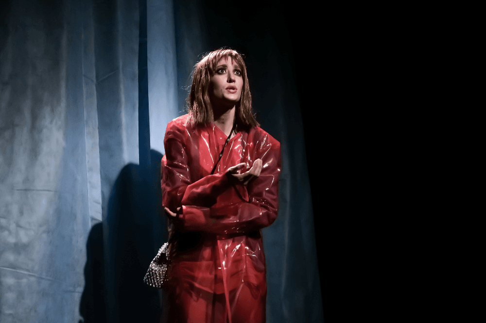 Suavecita, soltera y precarizada